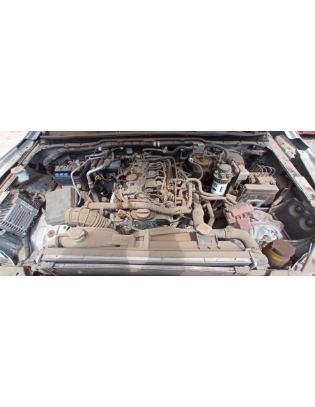 NISSAN NP300 2018%separator% %shop-name%