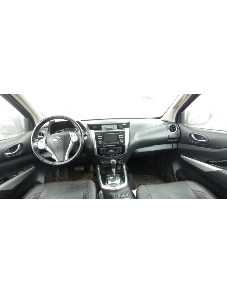 NISSAN NP300 2017%separator% %shop-name%