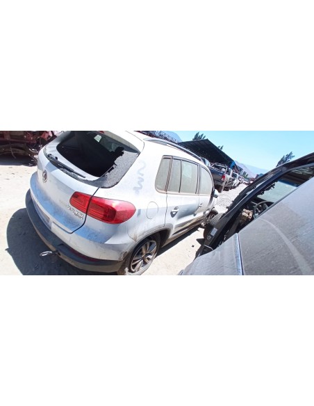 VOLKSWAGEN TIGUAN 2016%separator% %shop-name%