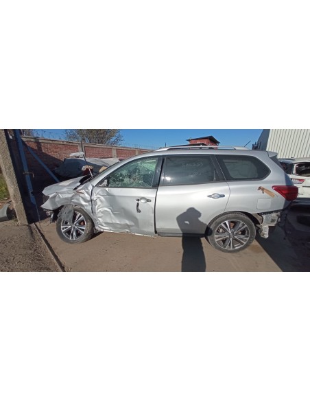 NISSAN PATHFINDER 2018%separator% %shop-name%