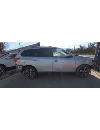 NISSAN PATHFINDER 2018%separator% %shop-name%