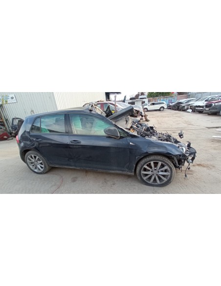 VOLKSWAGEN GOLF 2017%separator% %shop-name%