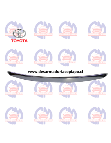 Moldura capot Toyota Hilux Cromada 2016-2020