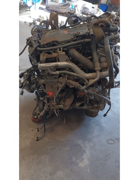 NISSAN NP300 2018%separator% %shop-name%