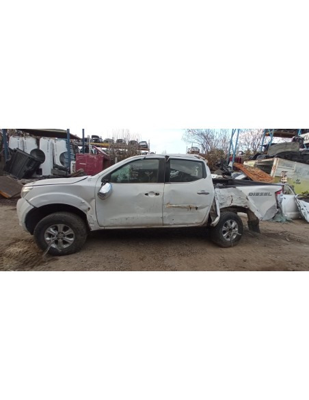 NISSAN NP300 2017%separator% %shop-name%