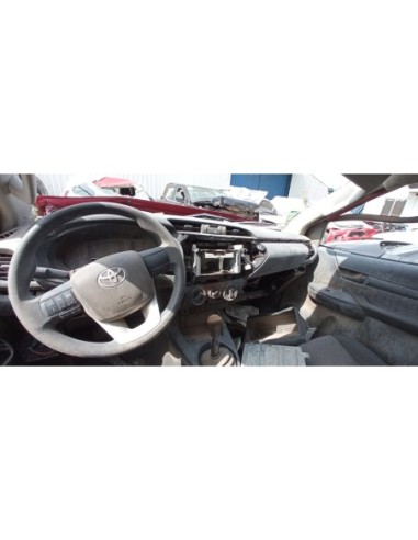 TOYOTA HILUX 2019%separator% %shop-name%