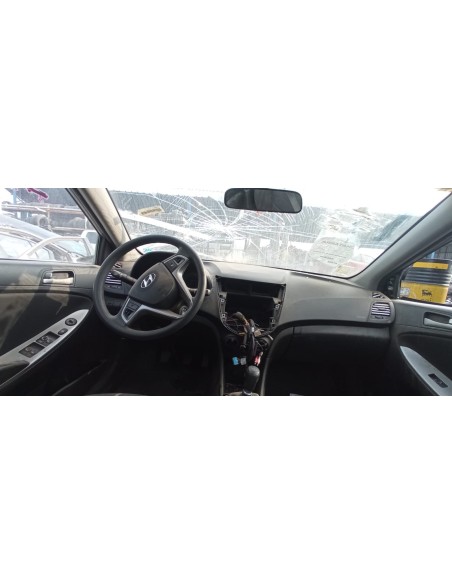 HYUNDAI ACCENT RB 2018%separator% %shop-name%