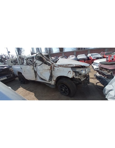 TOYOTA HILUX 2018%separator% %shop-name%