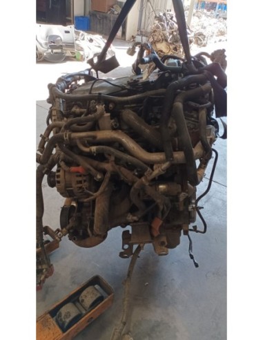 NISSAN NP300 2018%separator% %shop-name%