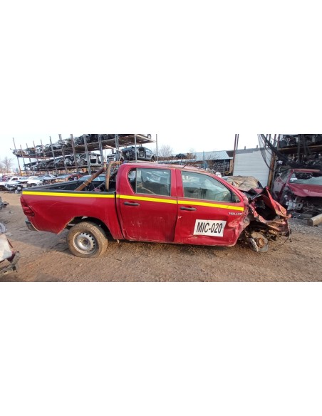 TOYOTA HILUX 2020%separator% %shop-name%