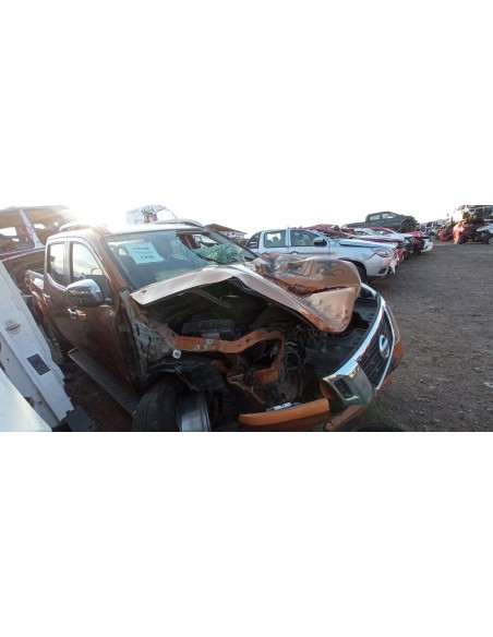 NISSAN NP300 2018%separator% %shop-name%