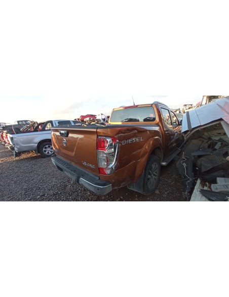 NISSAN NP300 2018%separator% %shop-name%