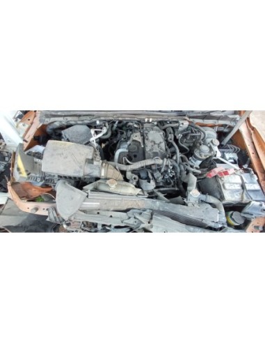 NISSAN NP300 2018%separator% %shop-name%