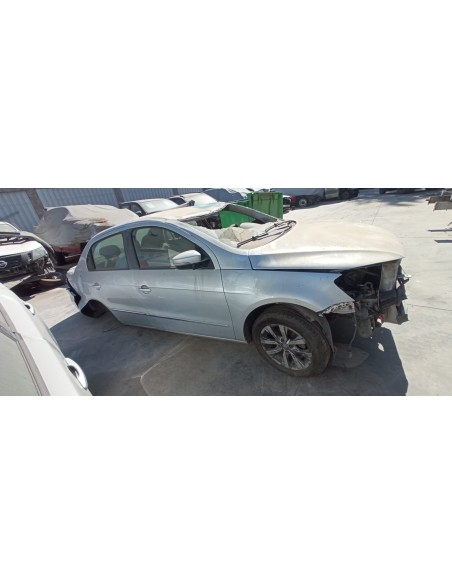 VOLKSWAGEN VOYAGE 2017%separator% %shop-name%