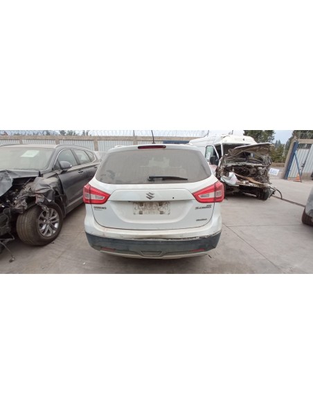 SUZUKI S CROSS 2017%separator% %shop-name%