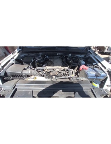 NISSAN NP300 2018%separator% %shop-name%