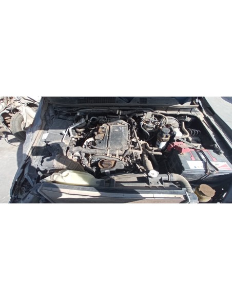 NISSAN NP300 2018%separator% %shop-name%