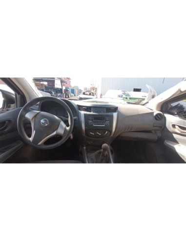 NISSAN NP300 2018%separator% %shop-name%