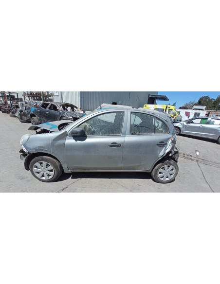 NISSAN MARCH 2015%separator% %shop-name%