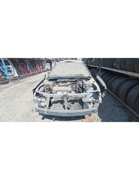 SAMSUNG SM3 SEDAN 2011 4X2 1